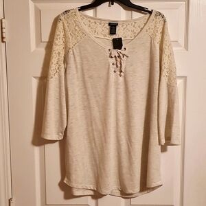 Torrid oat lace up Henley shirt size 2xl